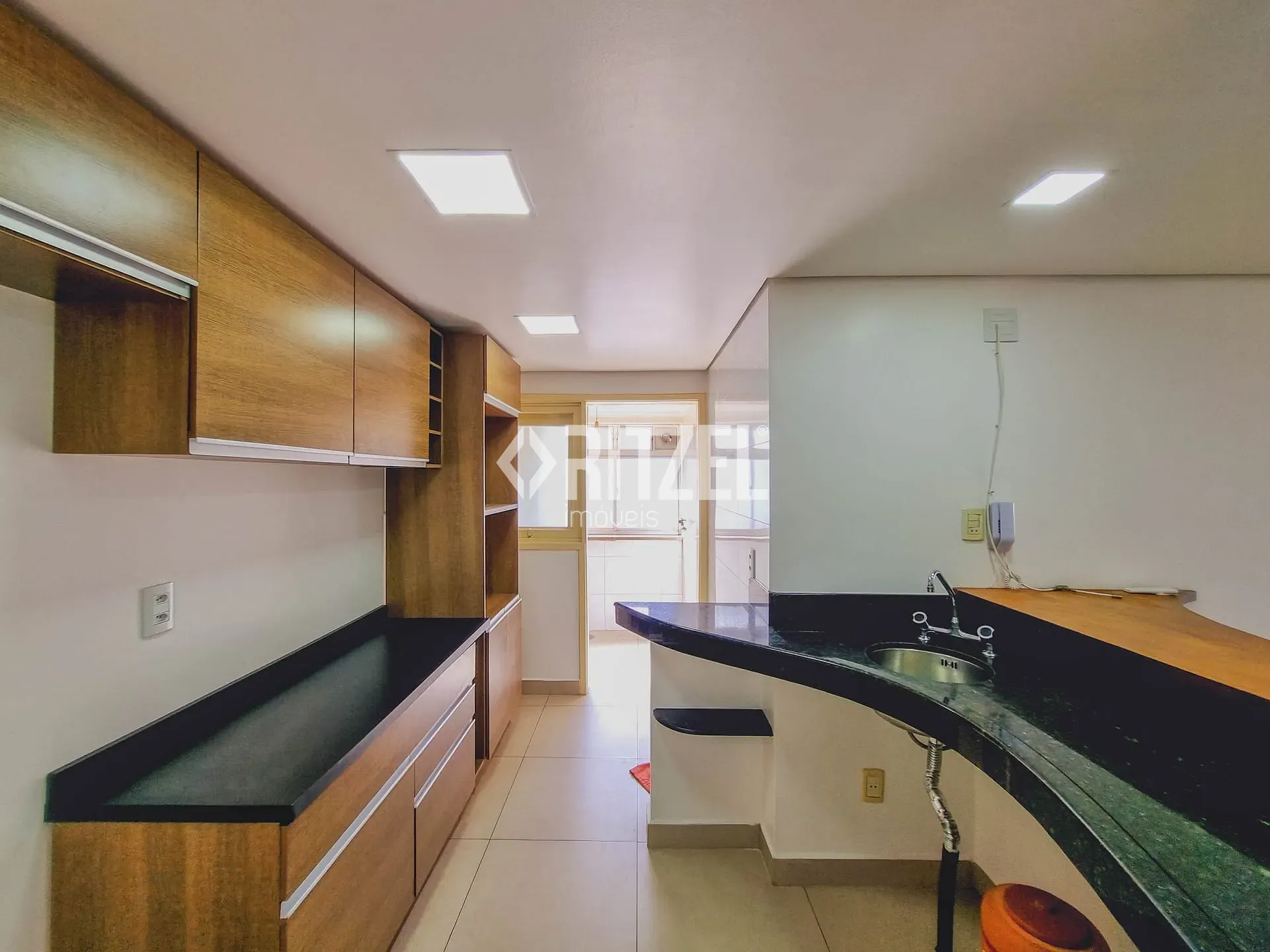 Apartamento, 2 quartos, 75 m² - Foto 2
