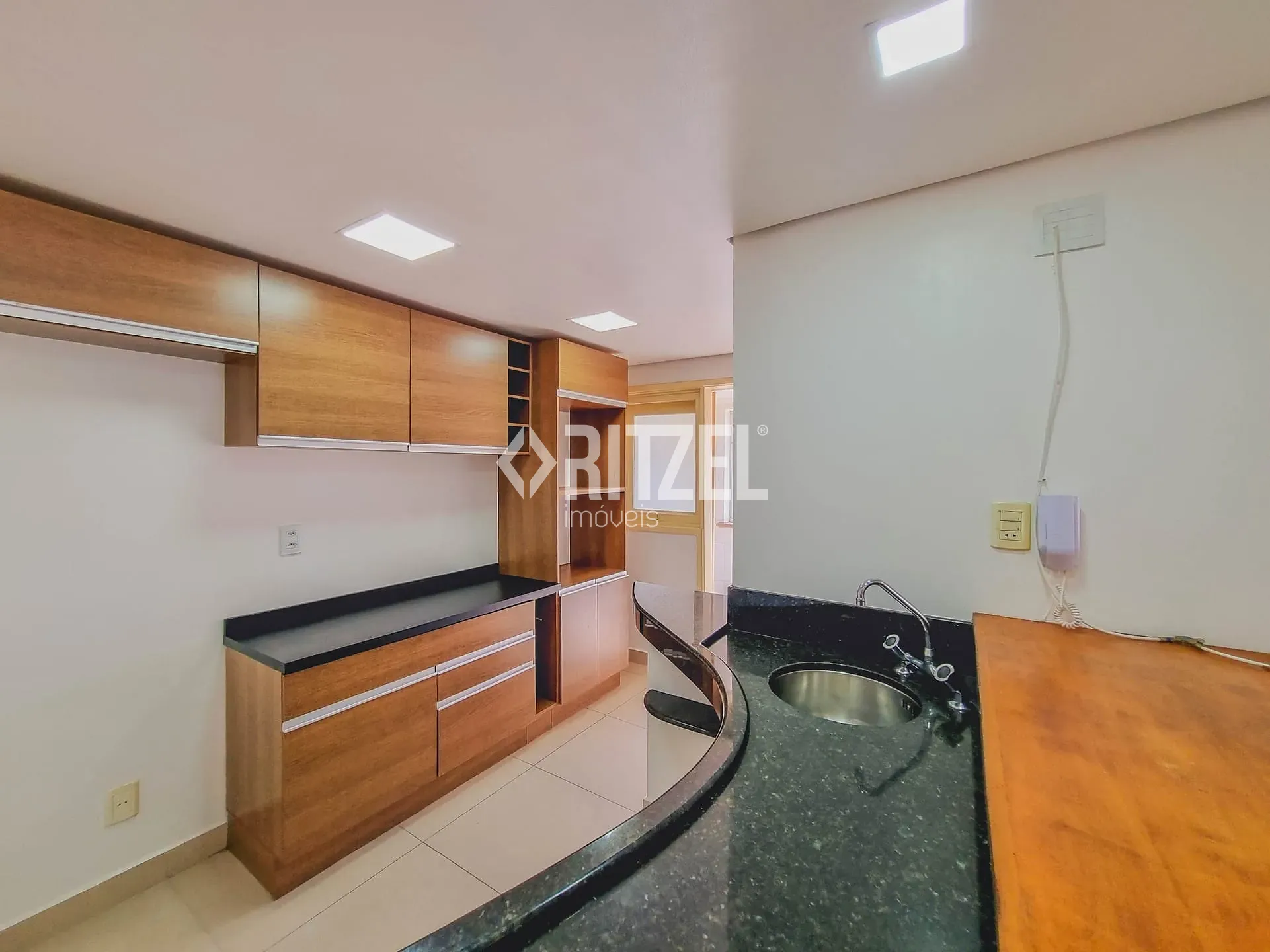 Apartamento, 2 quartos, 75 m² - Foto 1