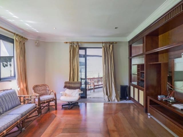 Apartamento com 552m² 4 quartos e 6 banheiros, à venda ou para alugar, no bairro Jardim Paulista em São Paulo