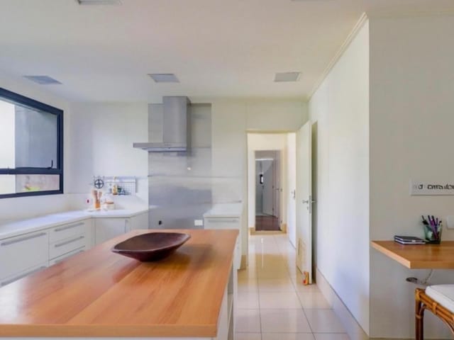 Apartamento com 552m² 4 quartos e 6 banheiros, à venda ou para alugar, no bairro Jardim Paulista em São Paulo