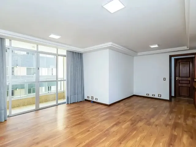 Apartamento 3 quartos e 2 banheiros, para alugar, no bairro Alto da Glória em Curitiba