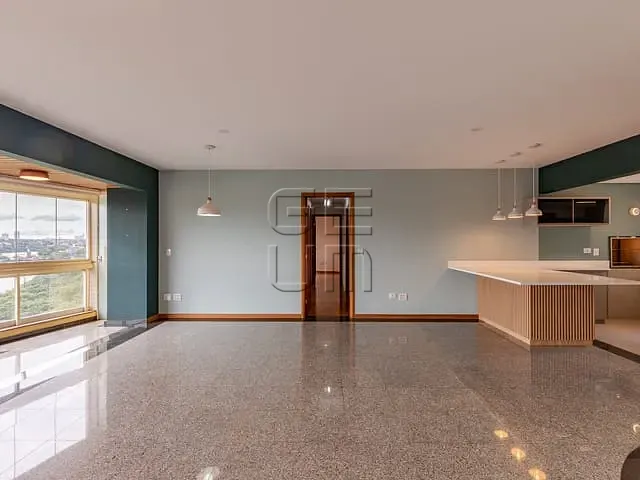 Apartamento com 207m² 3 quartos e 6 banheiros, à venda, no bairro Vila Fujita em Londrina
