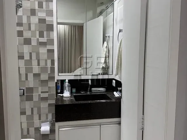 Apartamento 4 quartos e 2 banheiros, à venda, no bairro Centro em Londrina