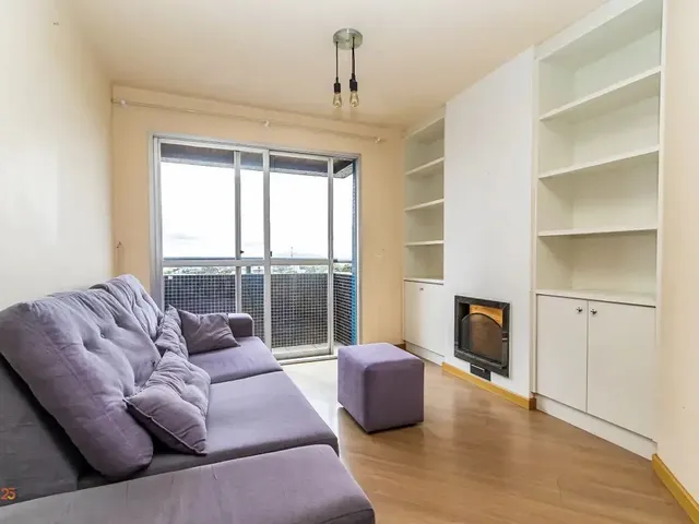 Apartamento 2 quartos e 2 banheiros, à venda, no bairro Cristo Rei em Curitiba