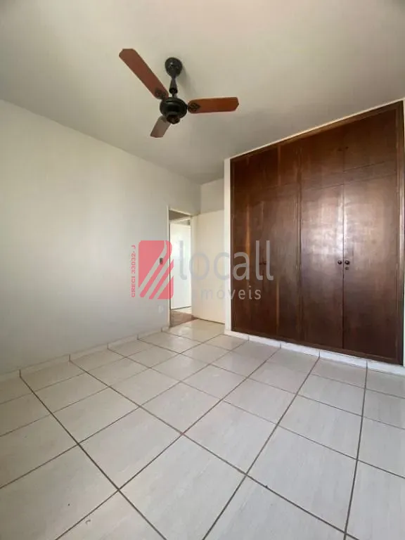 Apartamento com 2 quartos para aluguel, 70m² — foto 4 de 10