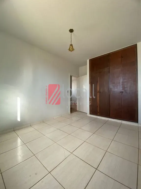 Apartamento com 2 quartos para aluguel, 70m² — foto 6 de 10