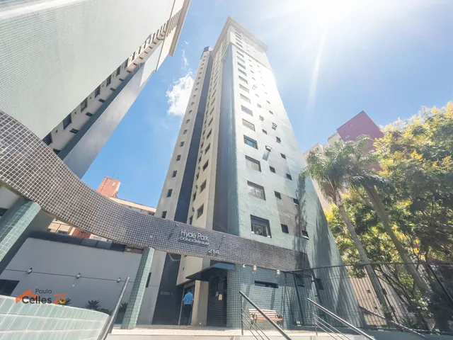 Apartamento 3 quartos e 2 banheiros, à venda, no bairro Cristo Rei em Curitiba