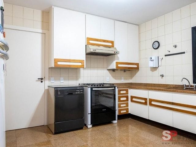 Apartamento 3 quartos e 5 banheiros, à venda, no bairro Santa Cecilia em São Paulo