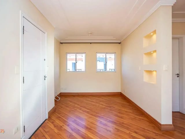Apartamento 3 quartos e 2 banheiros, à venda, no bairro Mercês em Curitiba