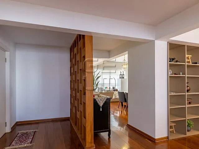 Apartamento com 320m² 3 quartos e 3 banheiros, à venda, no bairro Centro em Londrina