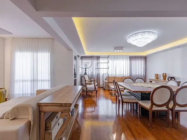 Apartamento com 320m² 3 quartos e 3 banheiros, à venda, no bairro Centro em Londrina