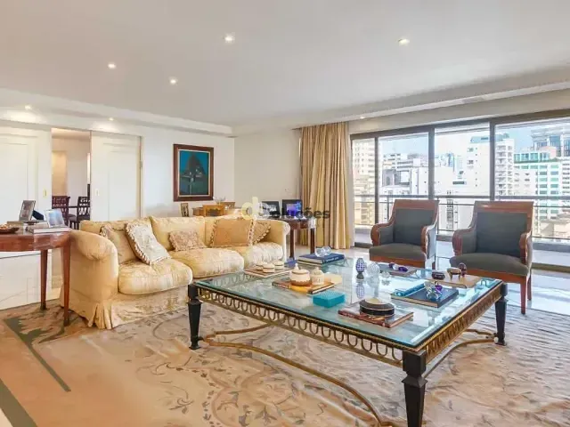 Apartamento 4 quartos e 6 banheiros, à venda, no bairro Higienópolis em São Paulo