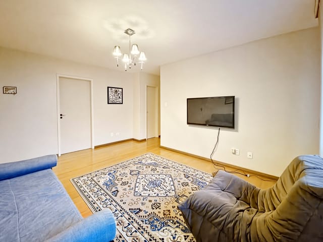 Foto do Apartamento - Apartamento mobiliado para venda e aluguel no centro de Pelotas - com 108 m², 2 quartos, peças amplas e vaga coberta. | UP Imóveis