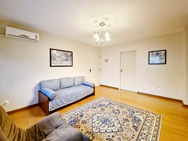 Foto do Apartamento - Apartamento mobiliado para venda e aluguel no centro de Pelotas - com 108 m², 2 quartos, peças amplas e vaga coberta. | UP Imóveis