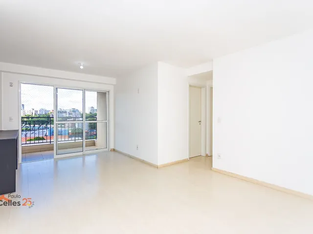 Apartamento 2 quartos e 2 banheiros, à venda, no bairro Centro em Curitiba