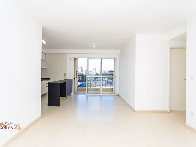 Apartamento 2 quartos e 2 banheiros, à venda, no bairro Centro em Curitiba