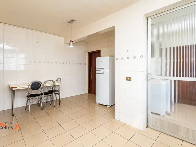 Apartamento 3 quartos e 3 banheiros, à venda, no bairro Mercês em Curitiba