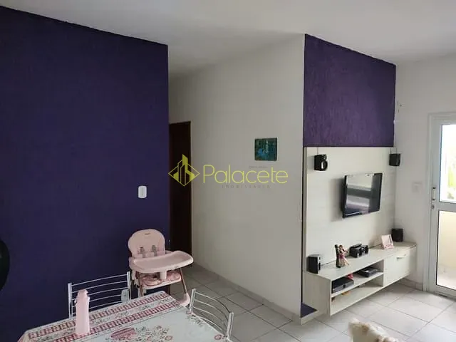 Apartamento 2 quartos e 1 banheiro, à venda, no bairro Jardim Gurilândia em Taubaté