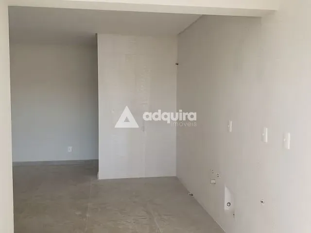 Apartamento com 266m² 3 quartos e 2 banheiros, à venda, no bairro Uvaranas em Ponta Grossa