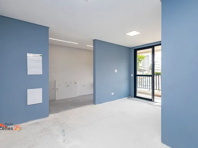 Apartamento 2 quartos e 2 banheiros, à venda, no bairro Tingui em Curitiba