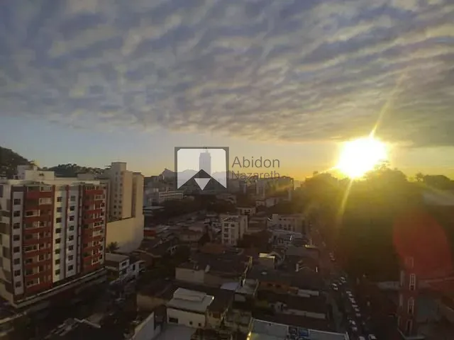 Apartamento com 85m² 2 quartos e 1 banheiro, à venda, no bairro Centro em Niterói