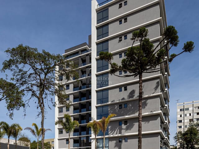 Apartamento 2 quartos e 2 banheiros, à venda, no bairro Batel em Curitiba