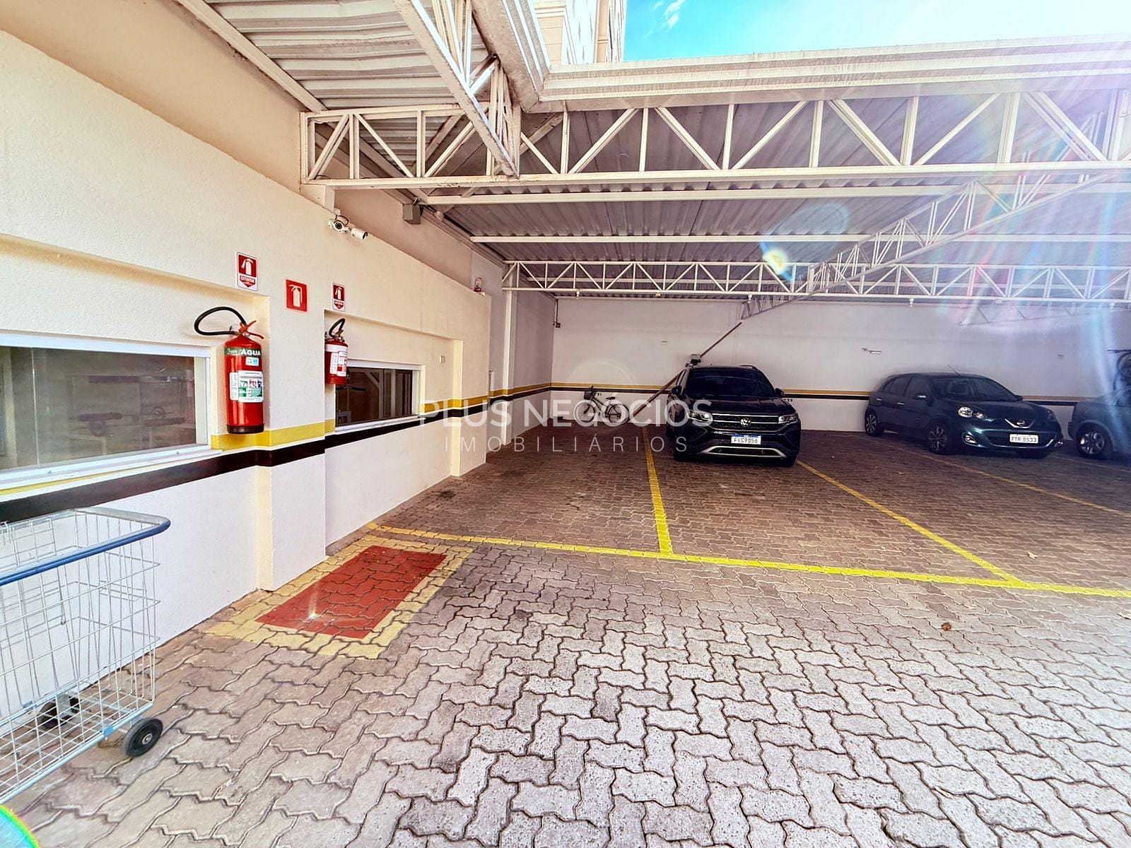 Apartamento à venda com 3 quartos, 96m² - Foto 21