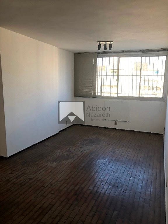 Apartamento à venda com 2 quartos, 80m² - Foto 2