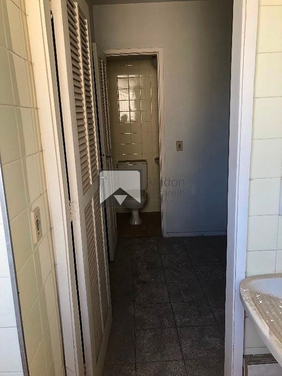 Apartamento à venda com 2 quartos, 80m² - Foto 4