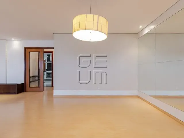 Apartamento com 319m² 3 quartos e 5 banheiros, à venda ou para alugar, no bairro Jardim do Lago em Londrina