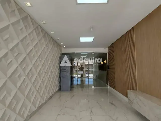 Apartamento com 277m² 3 quartos e 2 banheiros, à venda, no bairro Uvaranas em Ponta Grossa