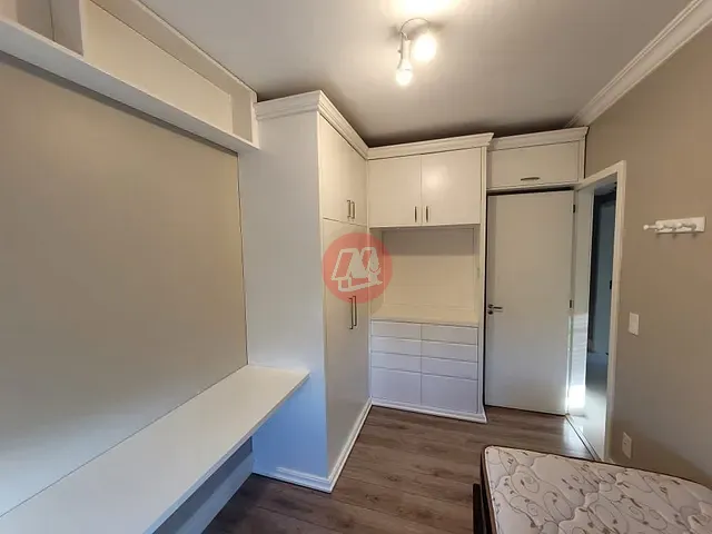 Apartamento 3 quartos e 2 banheiros, à venda ou para alugar, no bairro Petrópolis em Porto Alegre