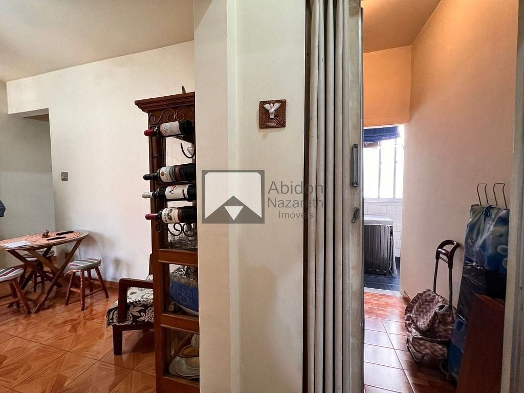 Apartamento à venda com 2 quartos, 70m² - Foto 7