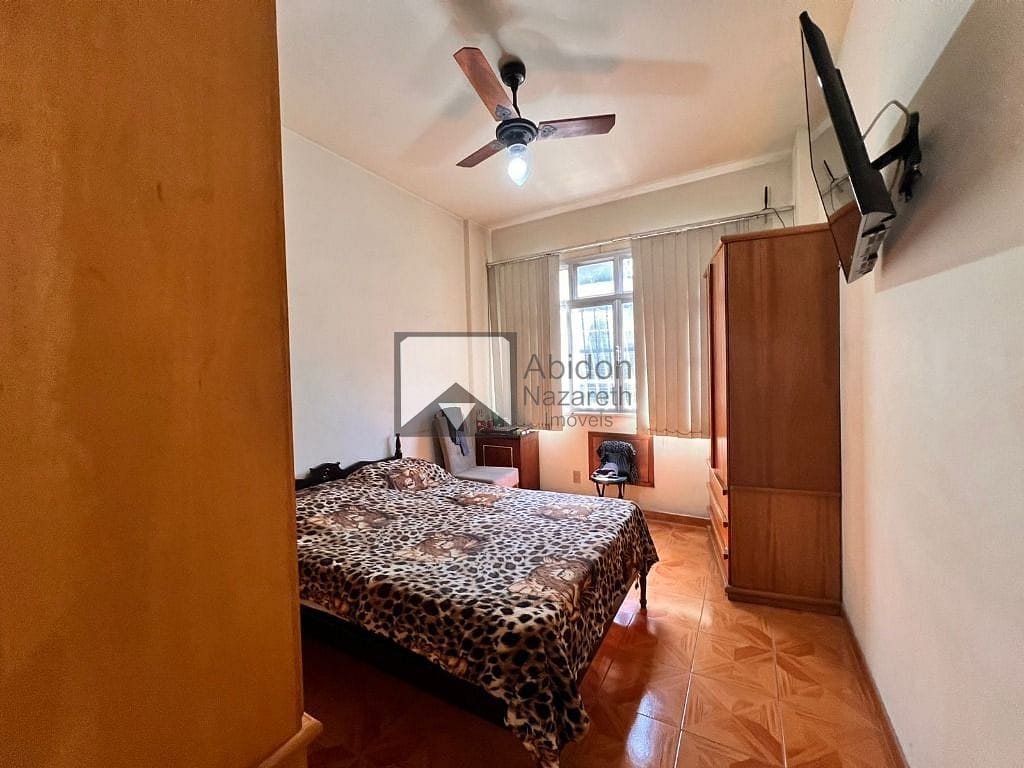 Apartamento à venda com 2 quartos, 70m² - Foto 10