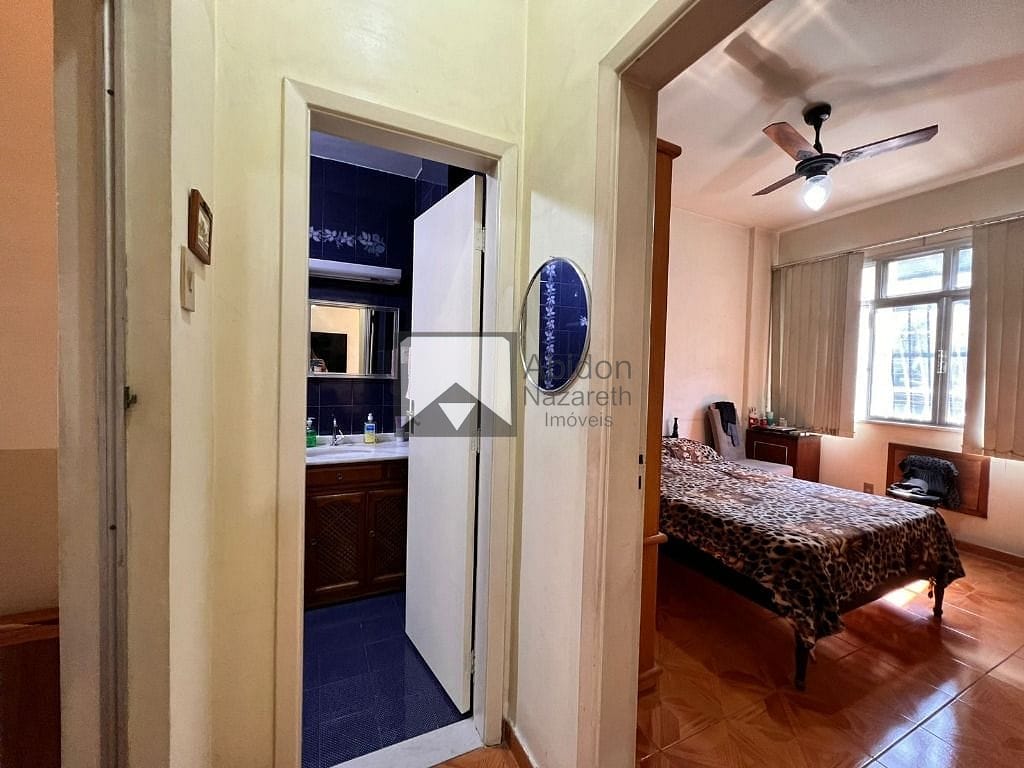 Apartamento à venda com 2 quartos, 70m² - Foto 11