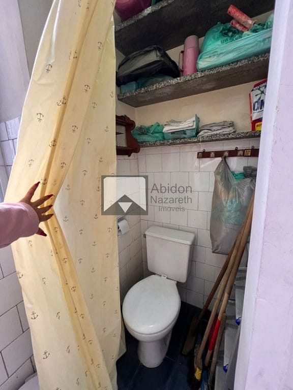 Apartamento à venda com 2 quartos, 70m² - Foto 13