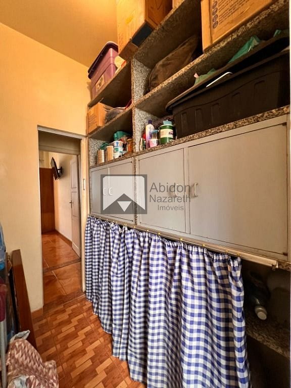 Apartamento à venda com 2 quartos, 70m² - Foto 12