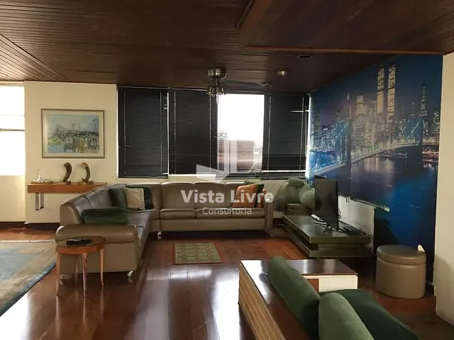 Apartamento com 700m² 4 quartos e 5 banheiros, à venda, no bairro Higienópolis em São Paulo