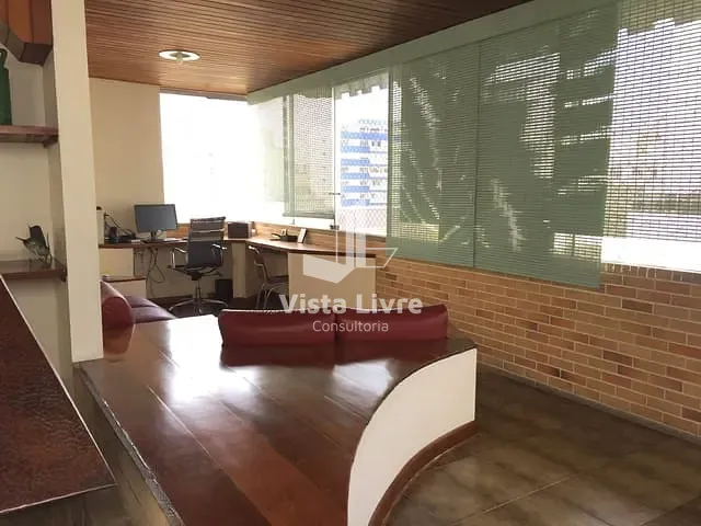 Apartamento com 700m² 4 quartos e 5 banheiros, à venda, no bairro Higienópolis em São Paulo