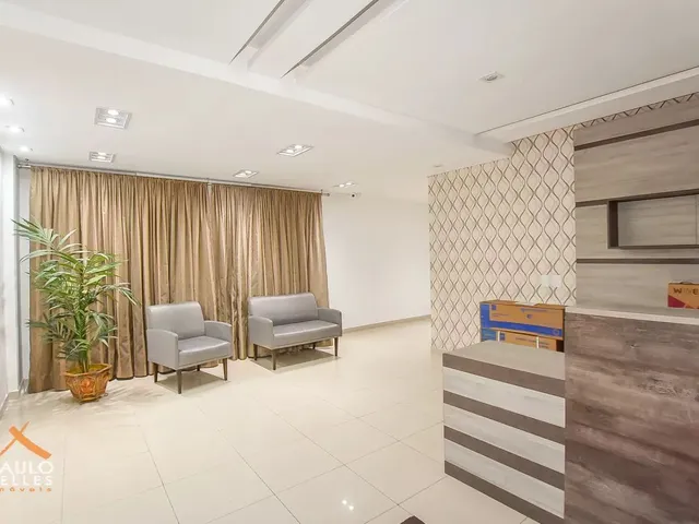 Apartamento 2 quartos e 2 banheiros, para alugar, no bairro Centro em Curitiba
