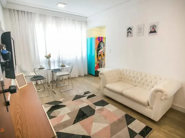 Apartamento para alugar, no bairro Centro em Curitiba