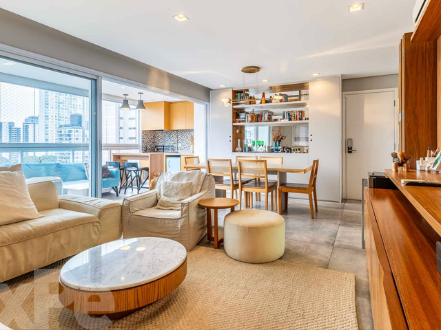 Apartamento 3 quartos e 3 banheiros, à venda, no bairro Vila Olímpia em São Paulo