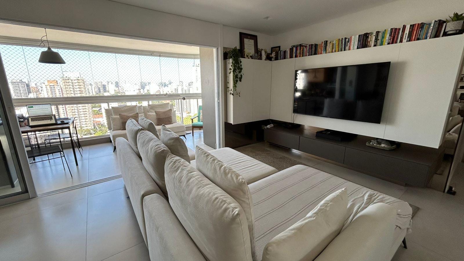 Apartamento em Vila Olímpia — foto 1
