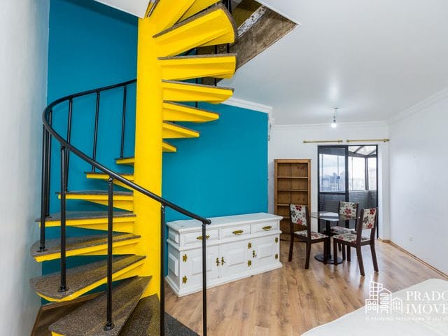 Apartamento com 129m² 3 quartos e 2 banheiros, à venda, no bairro Centro em Curitiba