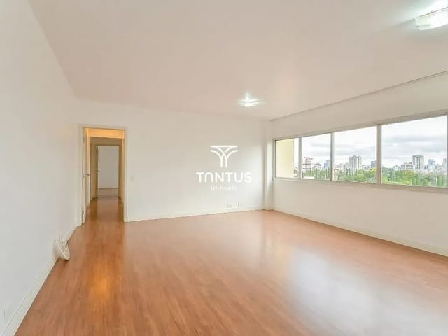 Apartamento 3 quartos e 2 banheiros, para alugar, no bairro Alto da Glória em Curitiba