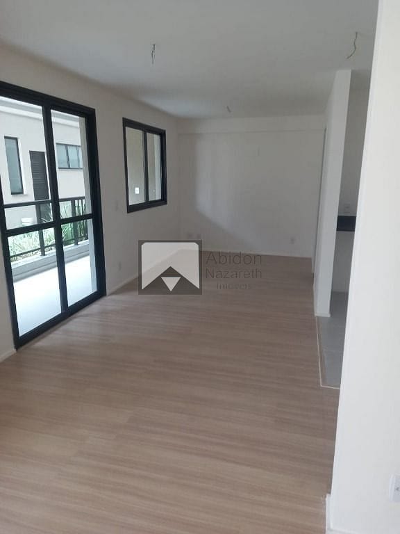 Apartamento à venda com 2 quartos, 76m² - Foto 40