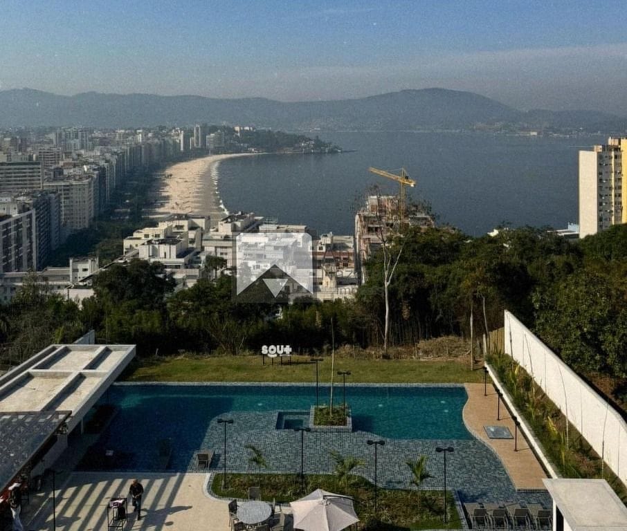 Apartamento à venda com 2 quartos, 76m² - Foto 19