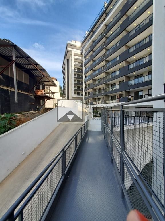 Apartamento à venda com 2 quartos, 76m² - Foto 14