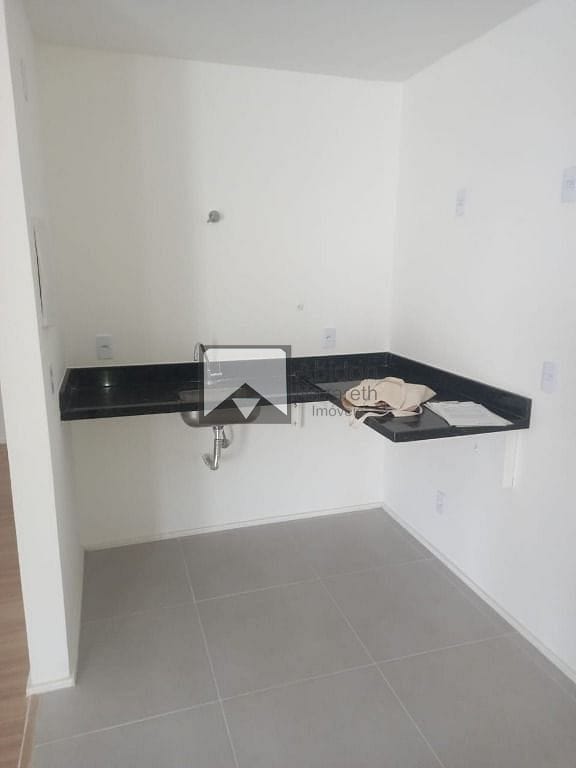 Apartamento à venda com 2 quartos, 76m² - Foto 42