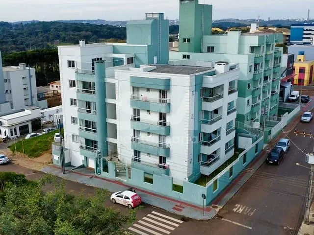 Apartamento 2 quartos e 2 banheiros, para alugar, no bairro Efapi em Chapecó